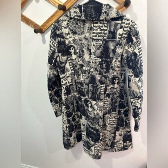 RARE - VINTAGE Desigual Black and White Graphic Women's Coat - Picture 3 of 16
